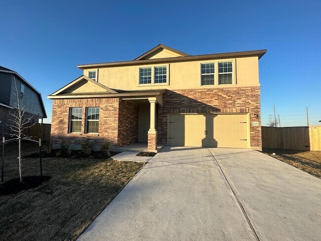 Building Photo - 1018 Ascari Ct