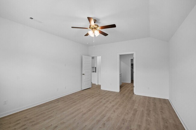 Building Photo - Stunning New 4-Bedroom Home with Modern Up...