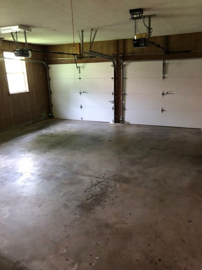 Building Photo - Charming 3-Bedroom Home in a Great Searcy Location!