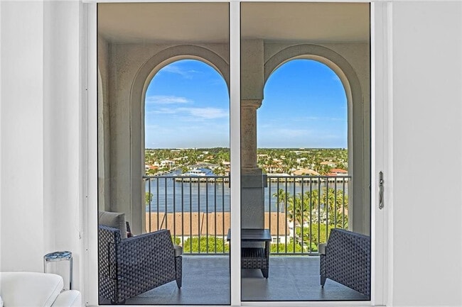 Building Photo - 3606 S Ocean Blvd