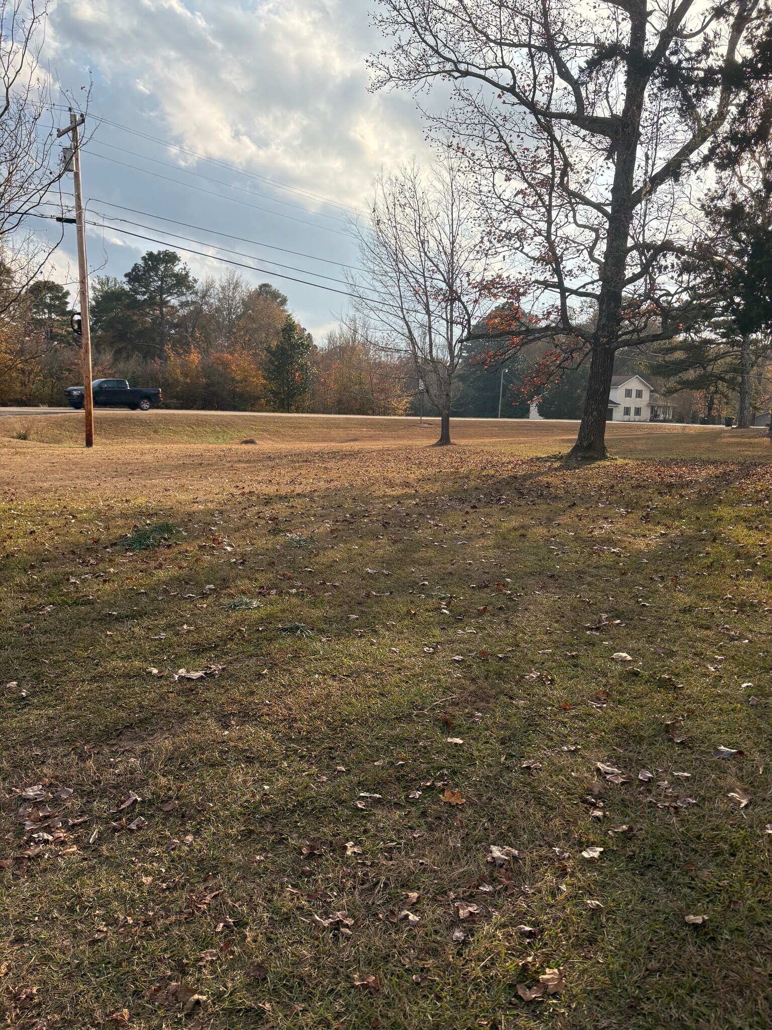 Building Photo - 492 Mobile St