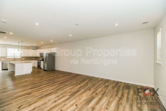 Building Photo - 7109 Brookview Ln
