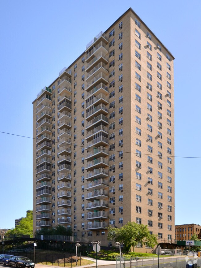 LindRic Apartments 2410 Barker Ave Bronx NY 10467 Apartment Finder
