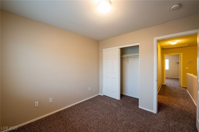 Building Photo - 7270 Bird Cherry St