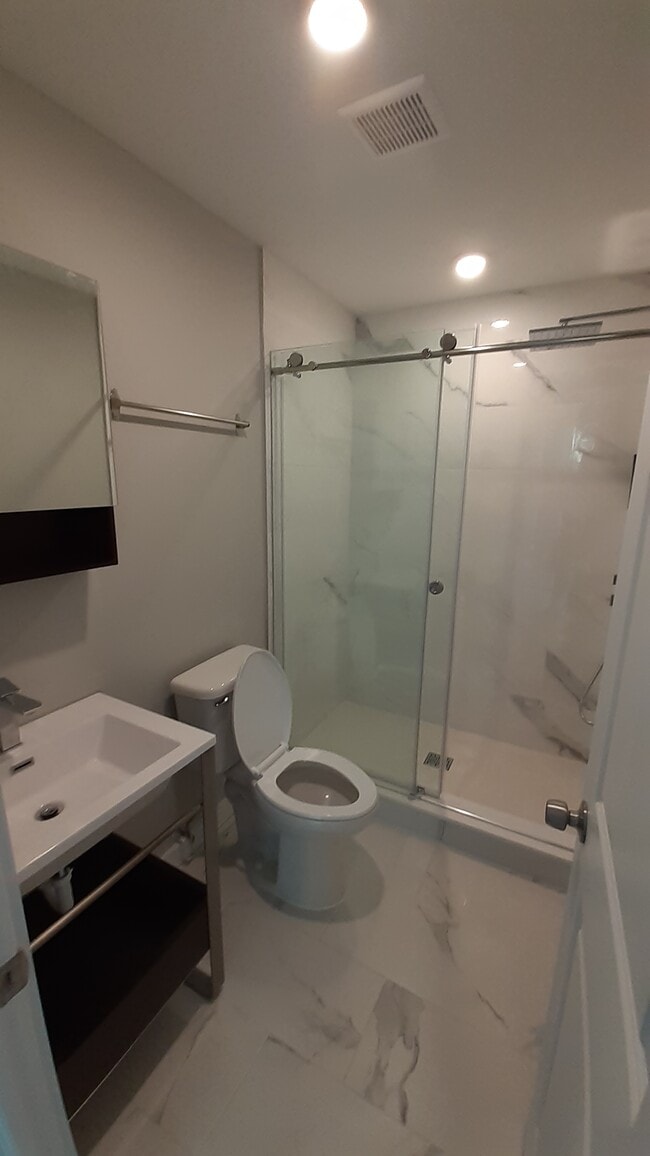 Building Photo - 2012 N 18th St