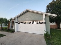 Building Photo - Spacious 3 bedroom 2 bath in Kissimmee