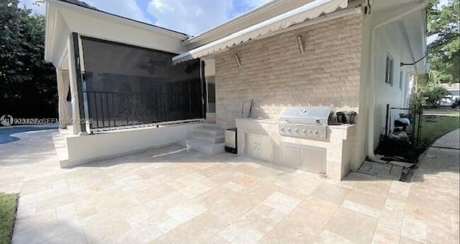 Building Photo - 100 S Prospect Dr