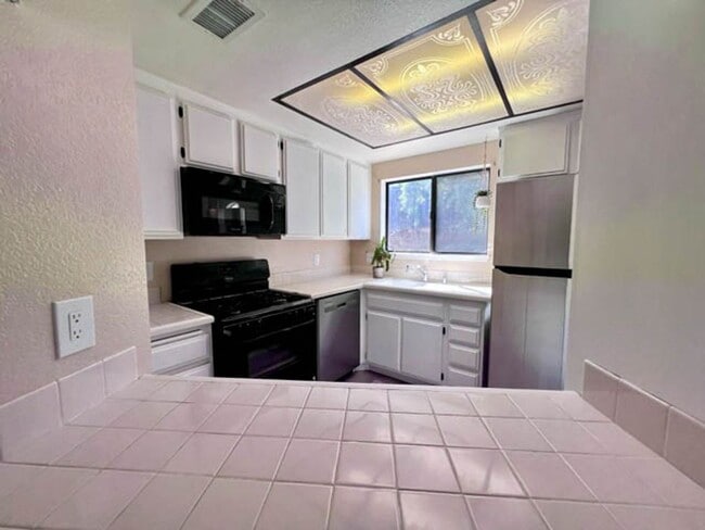 Building Photo - Upgraded 2 Bedroom Menifee home with a two...