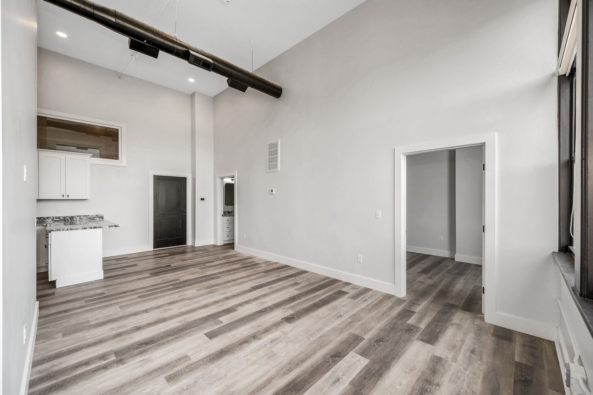 Building Photo - 72 Boisvert St