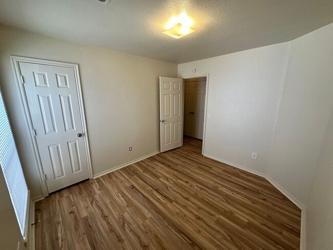 Building Photo - 3201 Conestoga Dr
