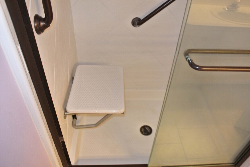 Fold Down Shower Seat - 6649 Quail Run Cir