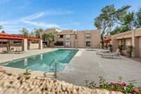 Building Photo - Freshly Updated Condo with In-Unit Laundry