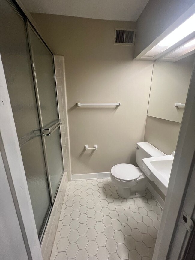 Building Photo - 5508 Fruitwood Dr