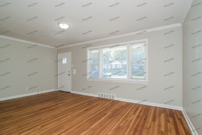 Building Photo - 9244 Filibert Dr