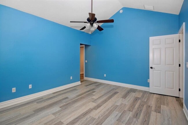 Building Photo - 35520 Timbertop Ln