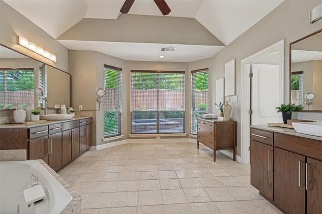 Building Photo - 804 Waterbury Ct