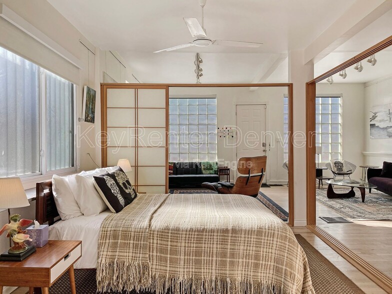 Primary Photo - 3514 Navajo St