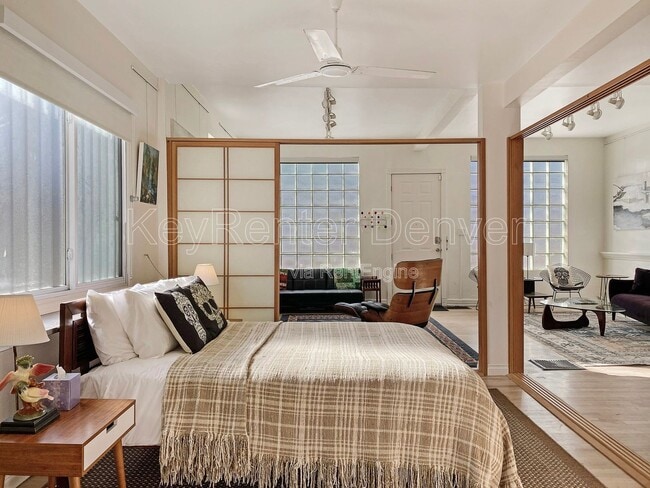 Building Photo - 3514 Navajo St