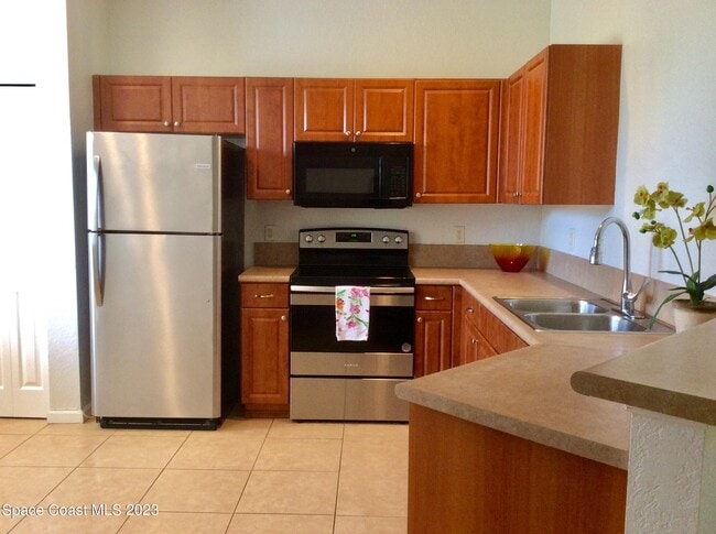 Building Photo - 812 Middleton Dr SW