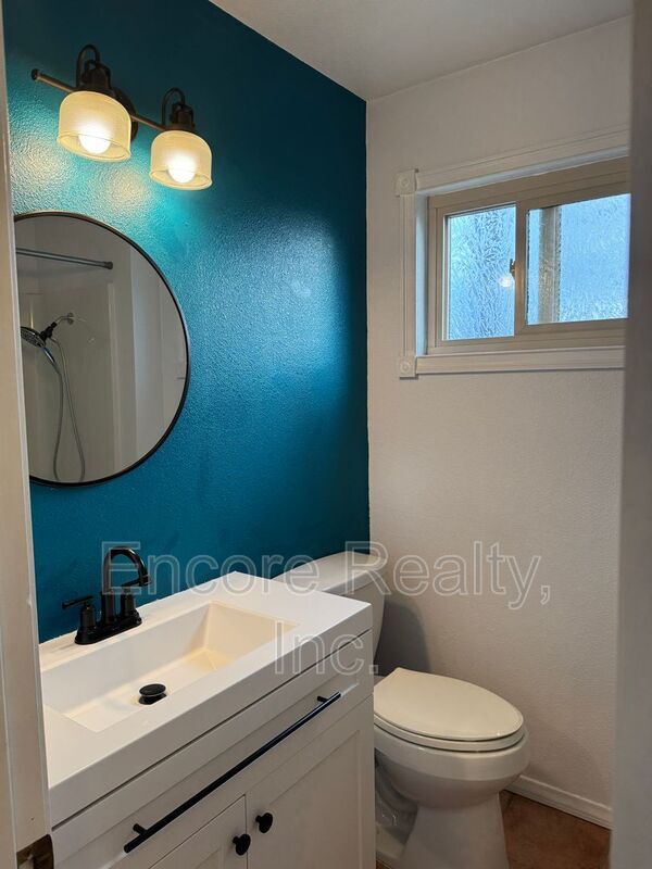 Building Photo - 3654 Azure Lado Dr