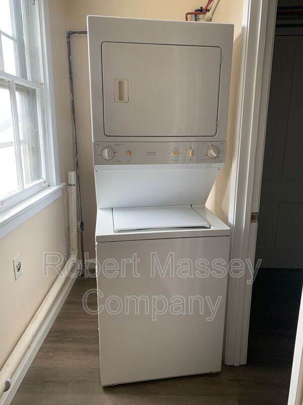 Building Photo - ****1275 Cherokee Road