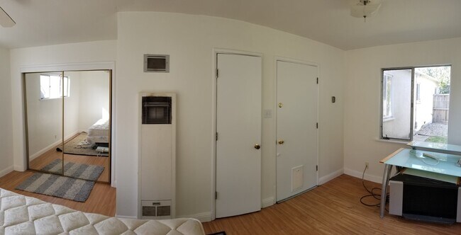 Building Photo - 246 Chorro St