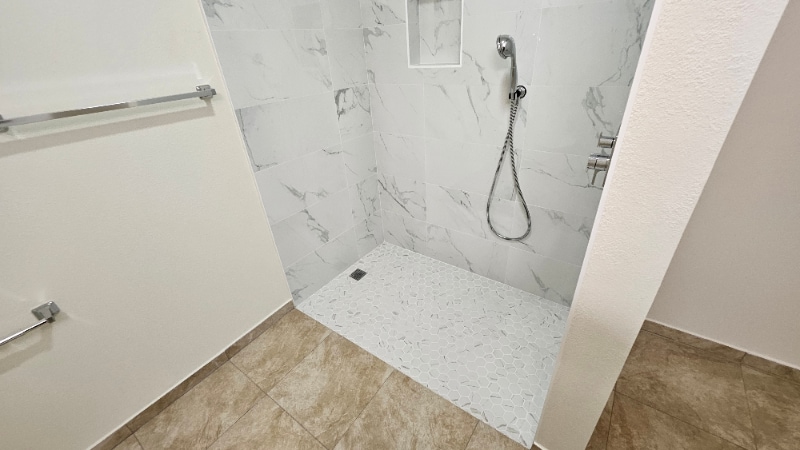 Building Photo - 5541 Fulcher Ave