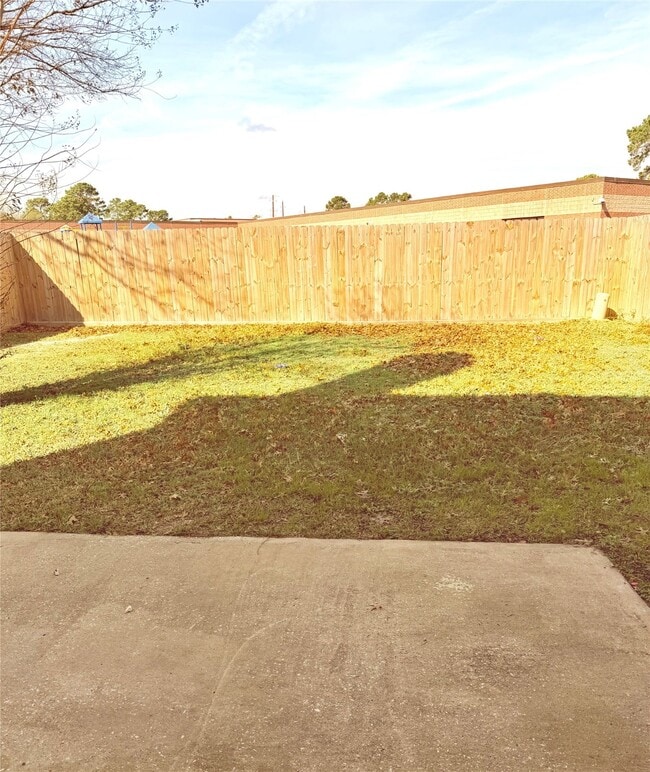 Building Photo - 11830 Oakner Dr