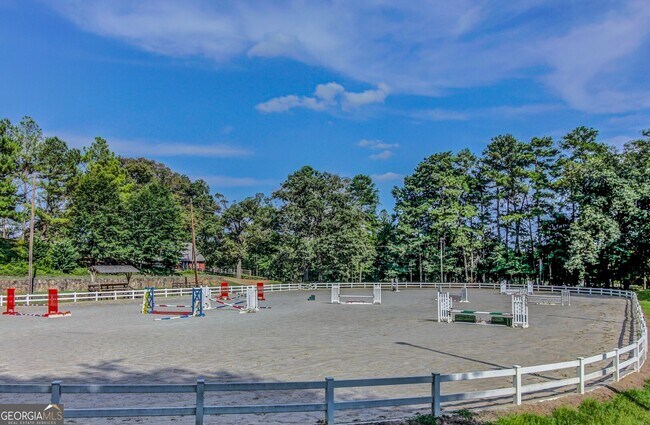 Building Photo - 4708 Tall Pines Dr NW