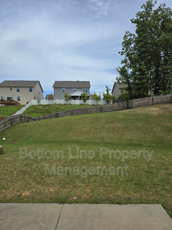 Building Photo - 2030 Sewall Ave SW