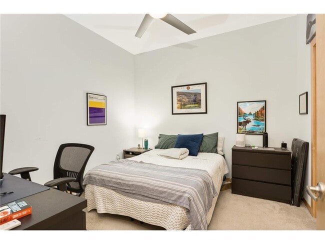 Building Photo - 1240 S 2nd St