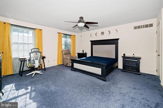 Building Photo - 253 Peoples Way