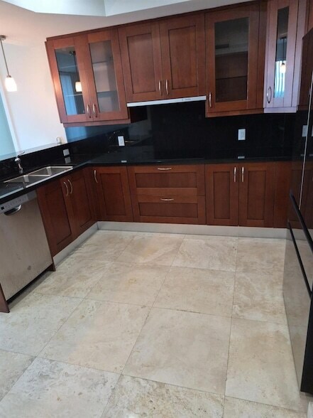 Building Photo - 3630 Gardens Pkwy