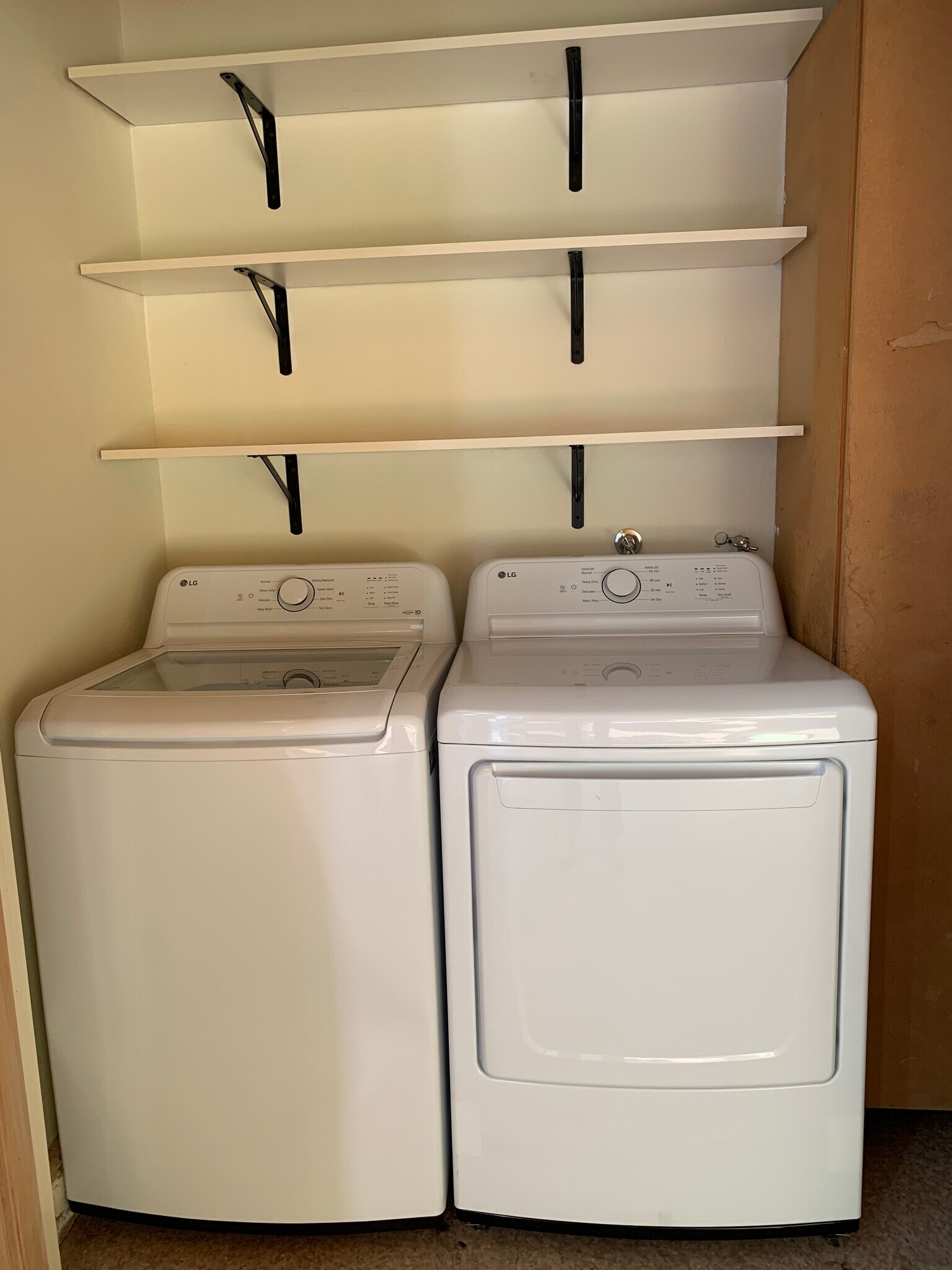 Building Photo - 30 Saint Francis Way