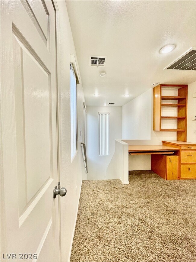 Building Photo - 11901 Fairfax Ridge St