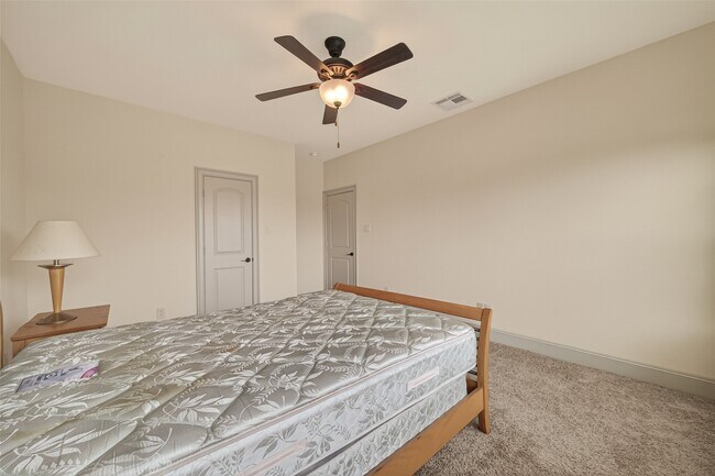 Building Photo - 2515 Avon Gate Ct