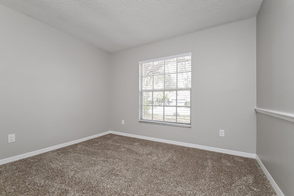 Building Photo - 6003 Crickethollow Dr