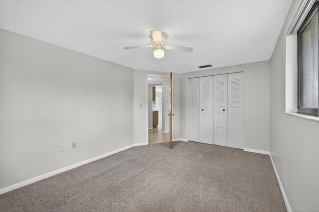 Building Photo - 7725 Summertree Ln