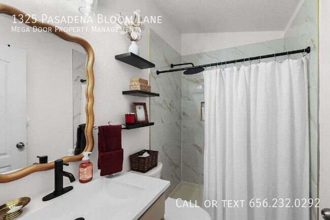 Building Photo - 1325 Pasadena Bloom Ln