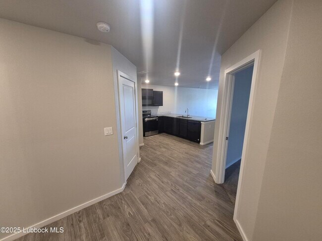 Primary Photo - 14401 Avenue X