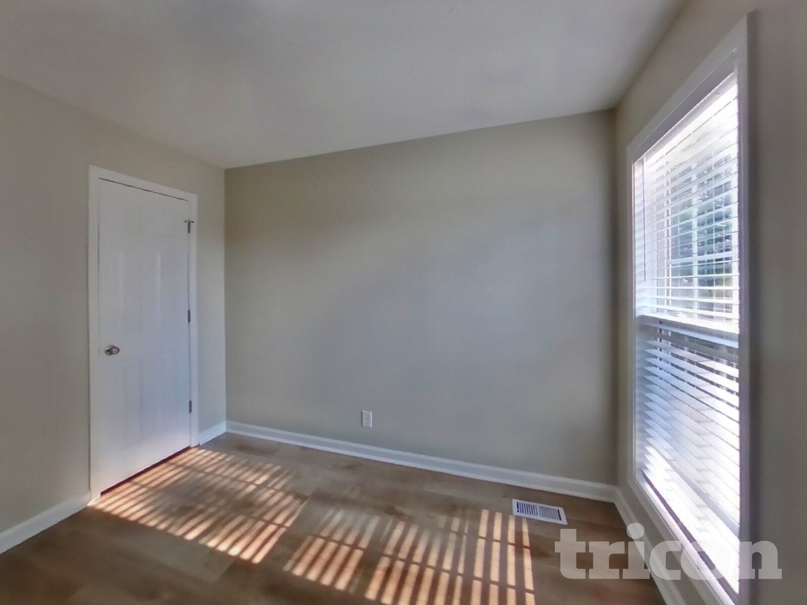 Building Photo - 1429 Cedar Springs Cir