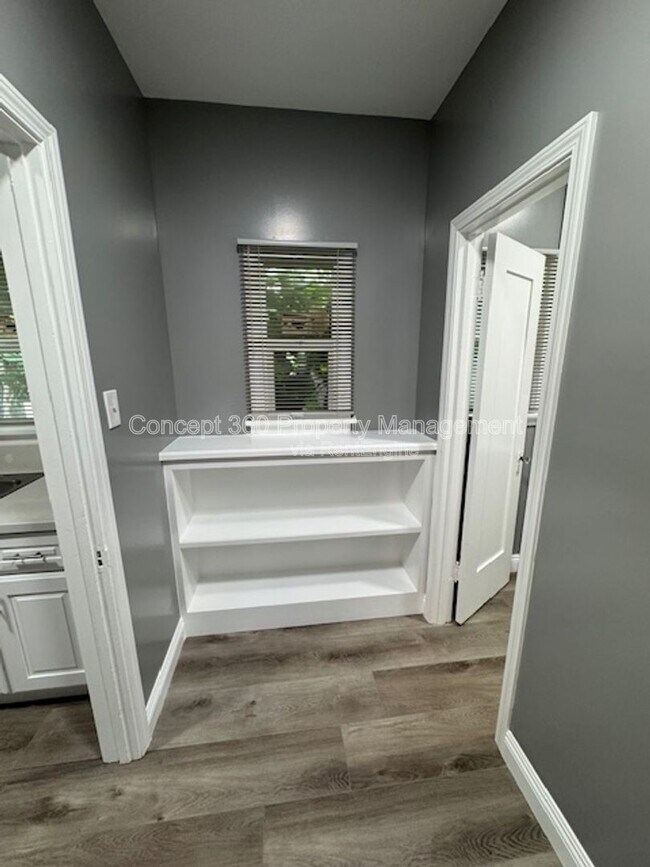 Building Photo - 714 Lime Ave