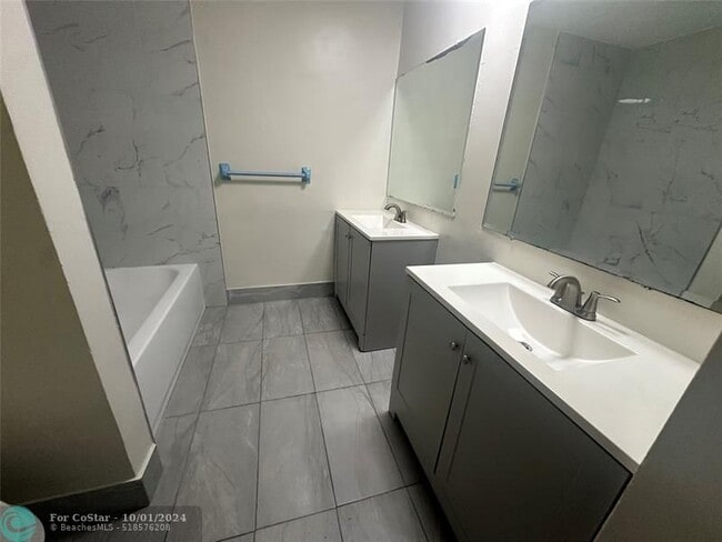 Building Photo - 10601 NW 45th St