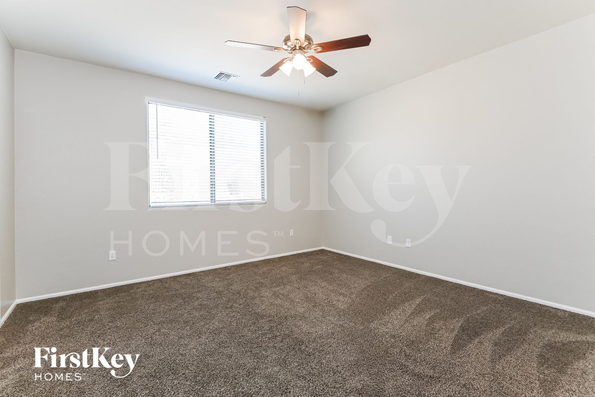 Building Photo - 3246 S Lakeside Ridge Loop