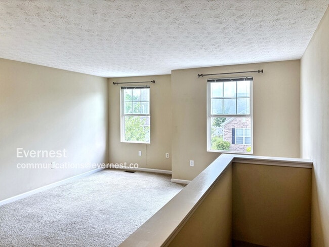 Building Photo - 5679 Marshfield Dr