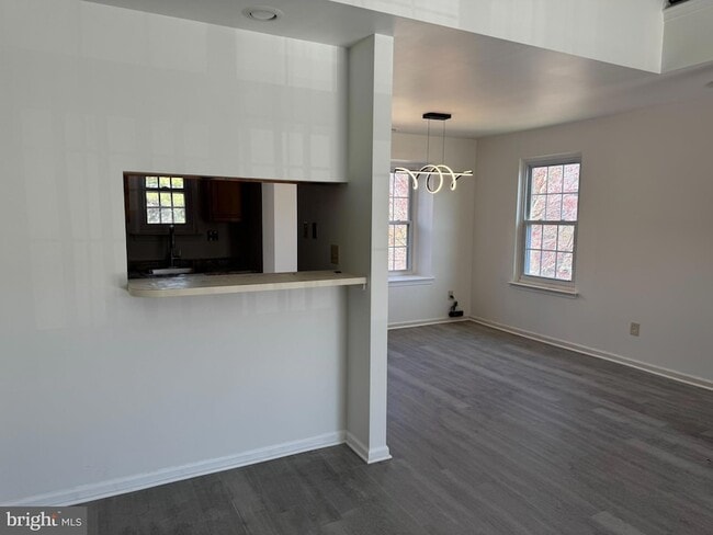 Building Photo - 632B Palmer Ln