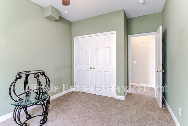 Building Photo - 706 Indica Ct
