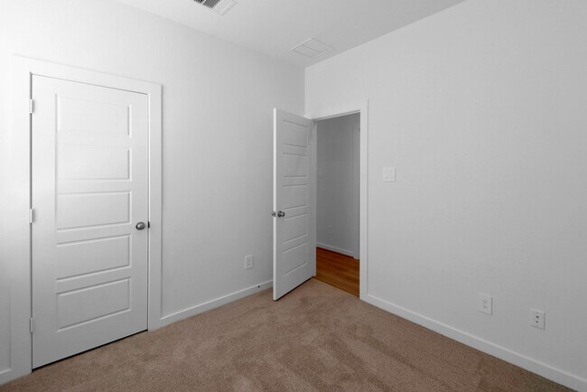 Building Photo - 2614 Cactus Rnch Ln