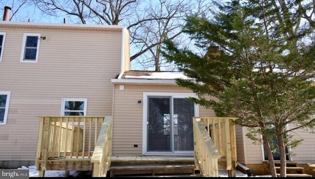 Building Photo - 5114 Montgomery Rd