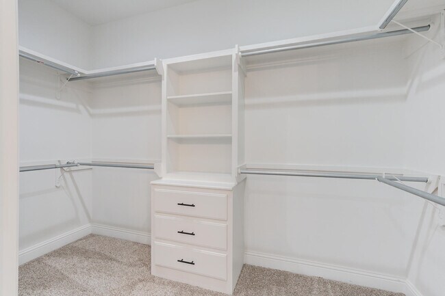 Building Photo - 7001 17th St